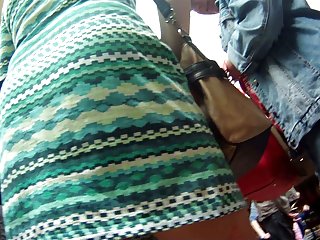 Hard knulle se under skjørtet 1 slave slikker elskerinne porno